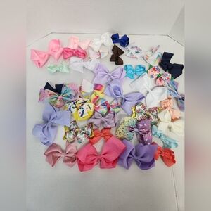 Bundle Of 35 Hair Bows With Clips Various Sizes/Colors